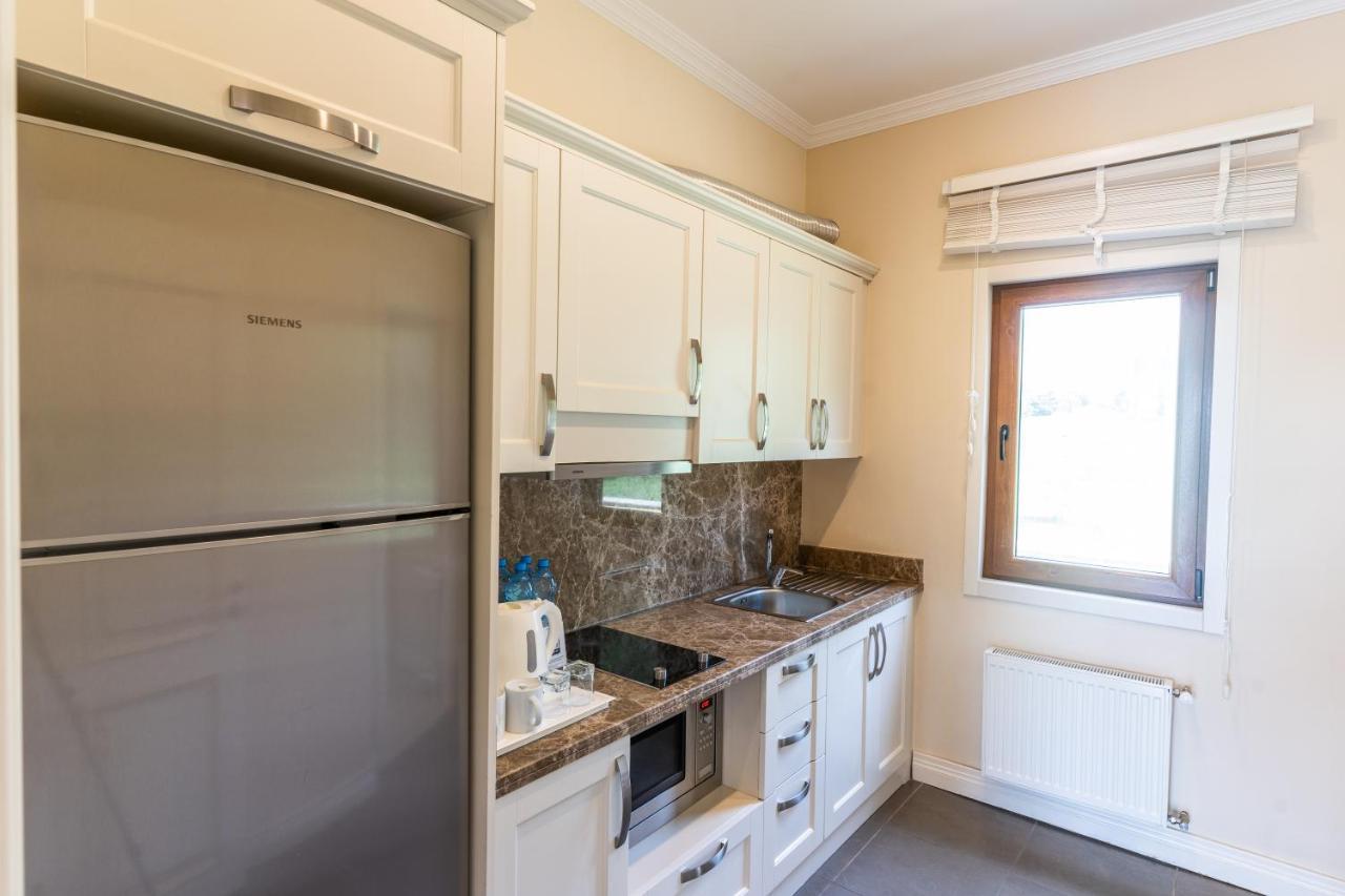 גאלבה Qafqaz Riverside Hotel מראה חיצוני תמונה A kitchen in a private house