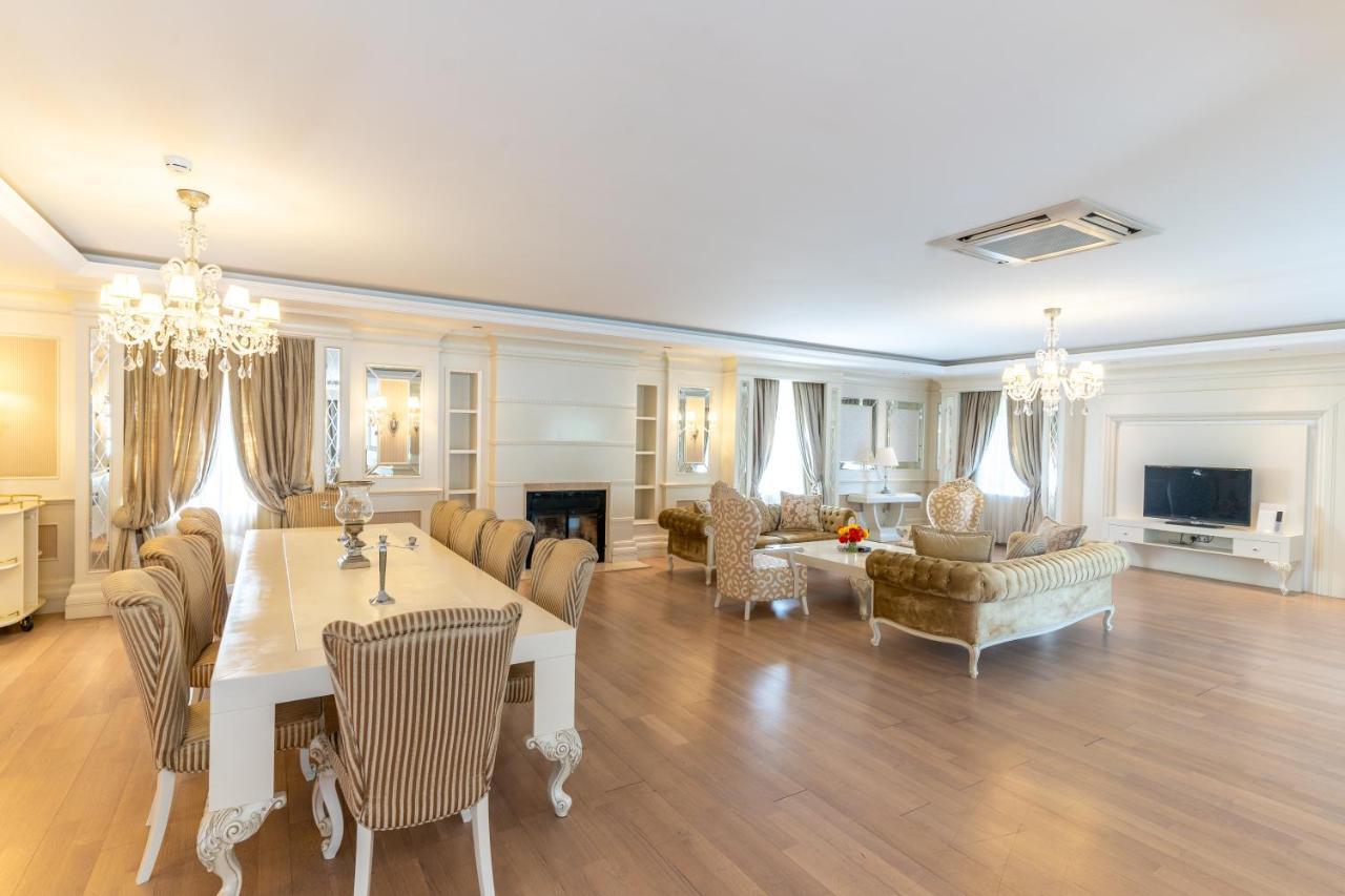 גאלבה Qafqaz Riverside Hotel מראה חיצוני תמונה A living room in a luxury apartment