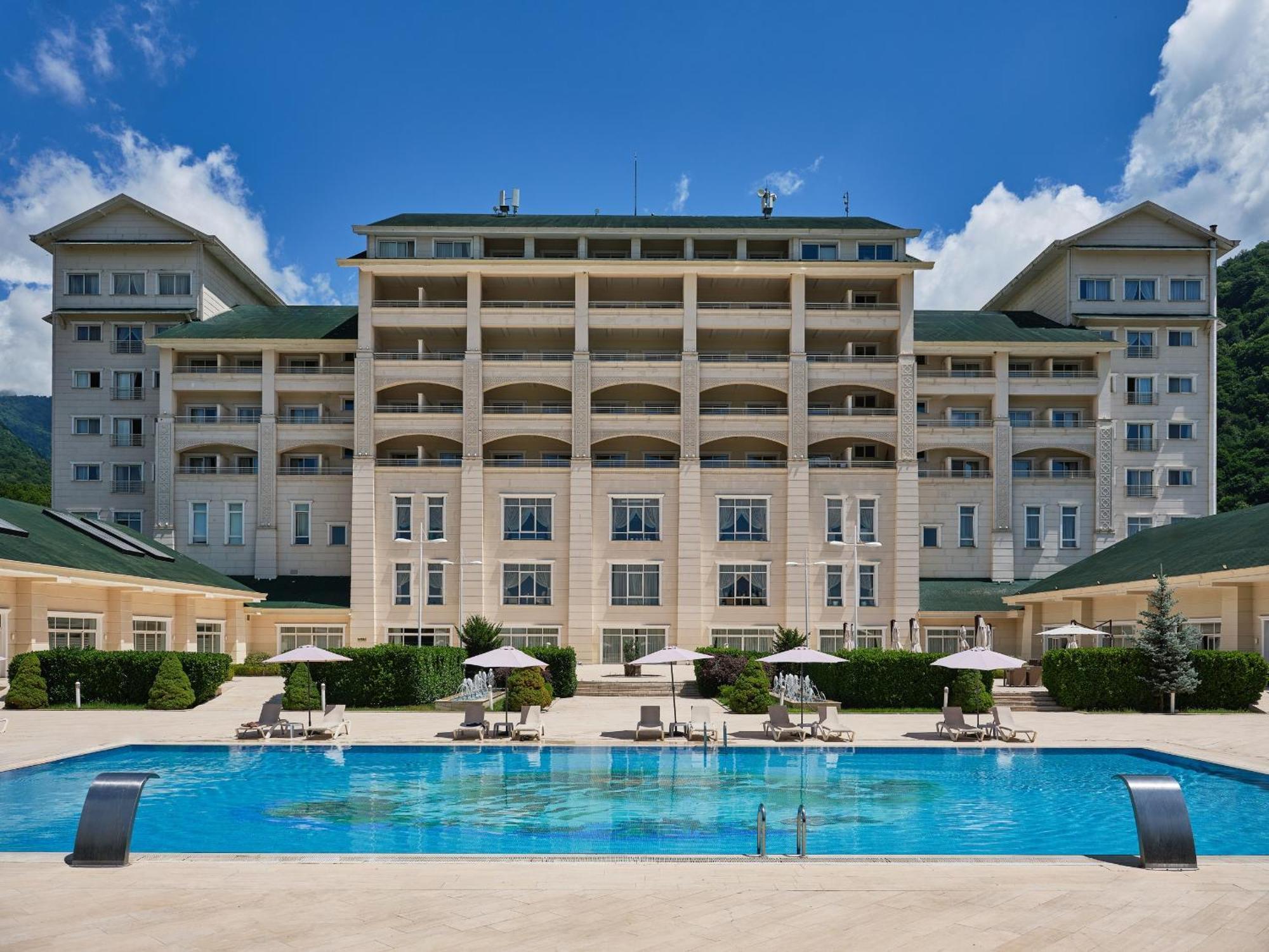גאלבה Qafqaz Riverside Hotel מראה חיצוני תמונה The hotel