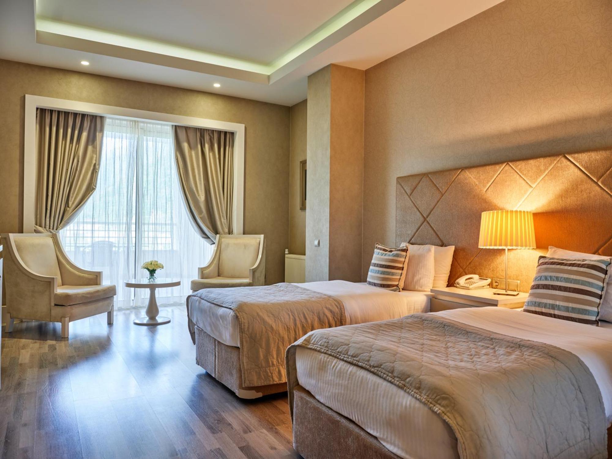 גאלבה Qafqaz Riverside Hotel מראה חיצוני תמונה Deluxe Room