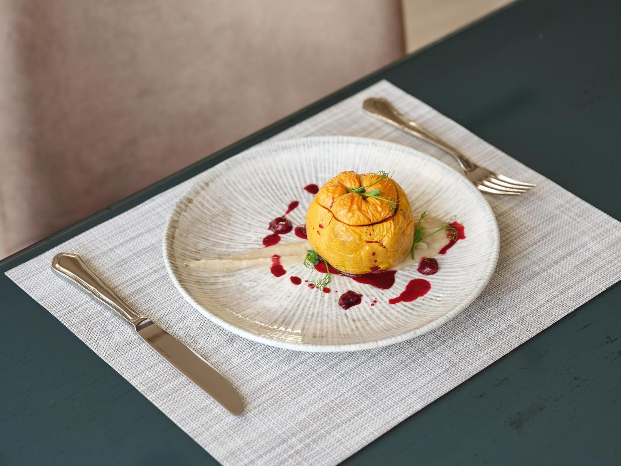 גאלבה Qafqaz Riverside Hotel מראה חיצוני תמונה A prepared soufflé